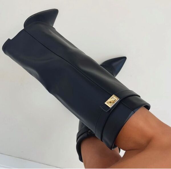 Tallure | Kniehohe Wildlederstiefel für Damen – weite Passform, bequemer Reißverschluss