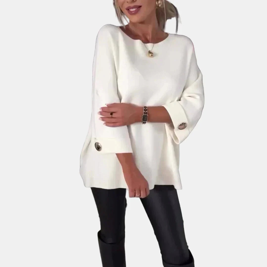 Rhiella | Gebreide top met 3/4 mouwen en knoopaccent – Zacht, ademend, casual en geschikt