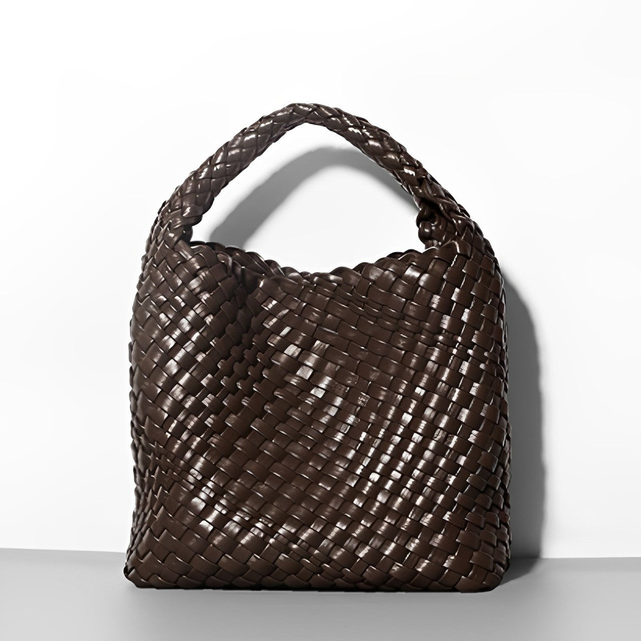 Luxora | Zachte leren bucket bag voor dames – Handgemaakte geweven luxe schoudertas