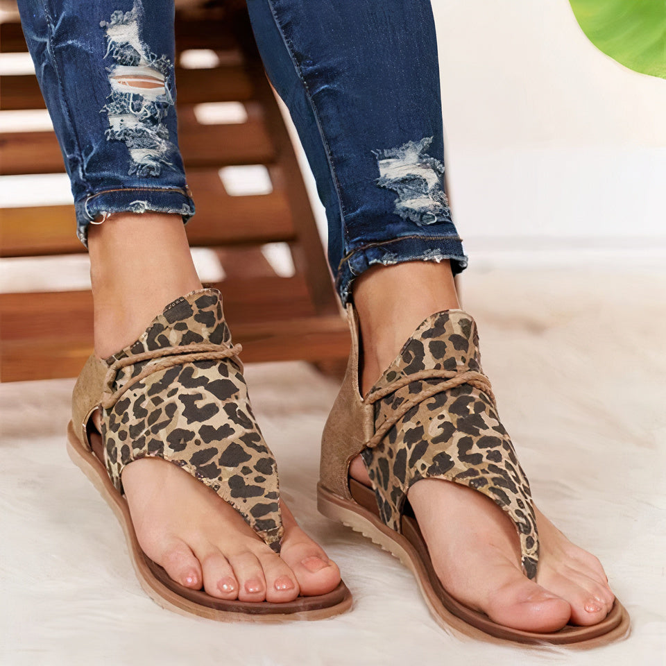 Yenia | Boho sandalen met dierenprint voor dames – platte zomerse instapsandalen