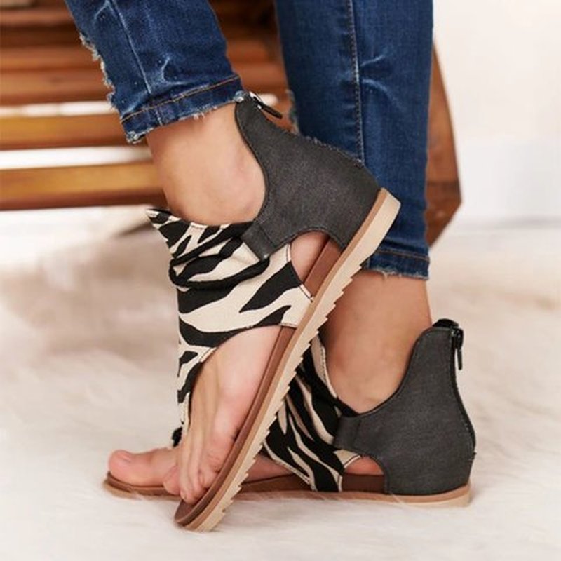 Yenia | Boho sandalen met dierenprint voor dames – platte zomerse instapsandalen