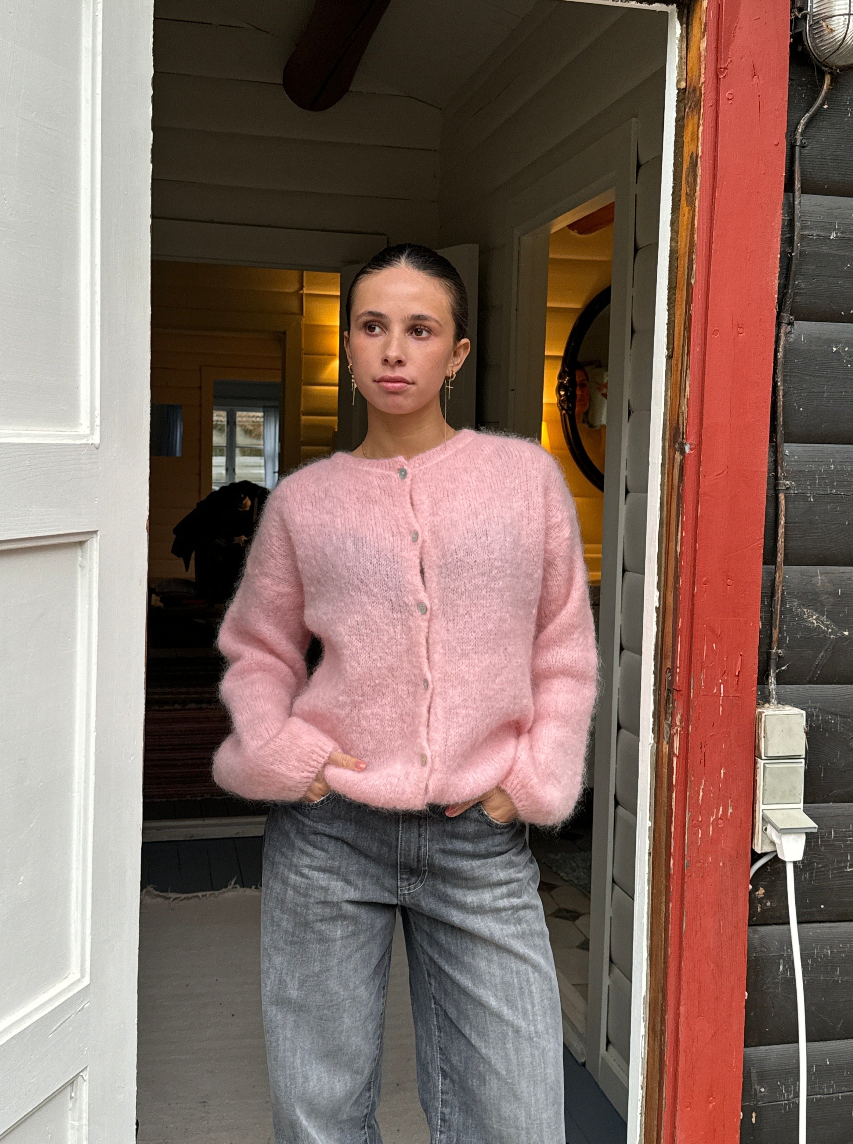 Eryndra | Elegante, weiche Mohair-Strickjacke für Damen – Leichtes, stylisches Strickoberteil im Lagenlook
