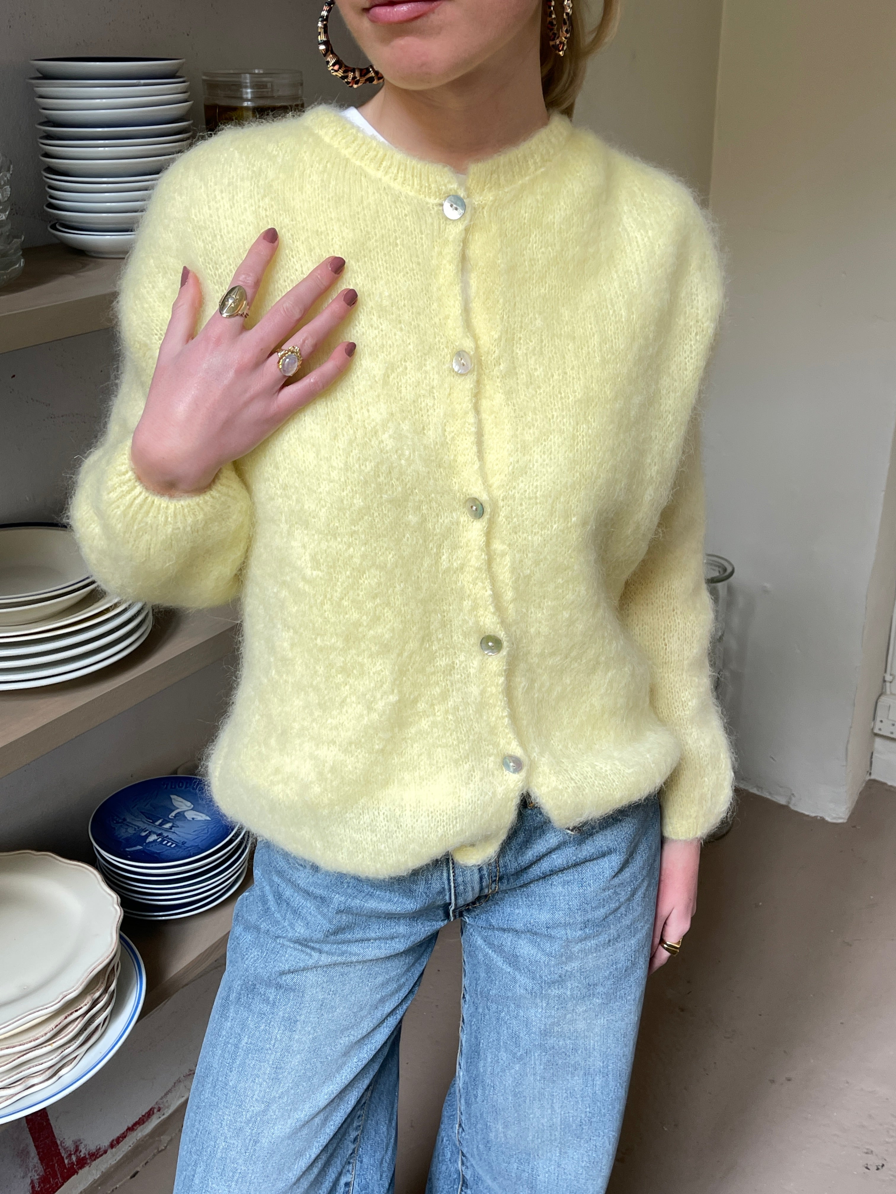 Eryndra | Elegante, weiche Mohair-Strickjacke für Damen – Leichtes, stylisches Strickoberteil im Lagenlook