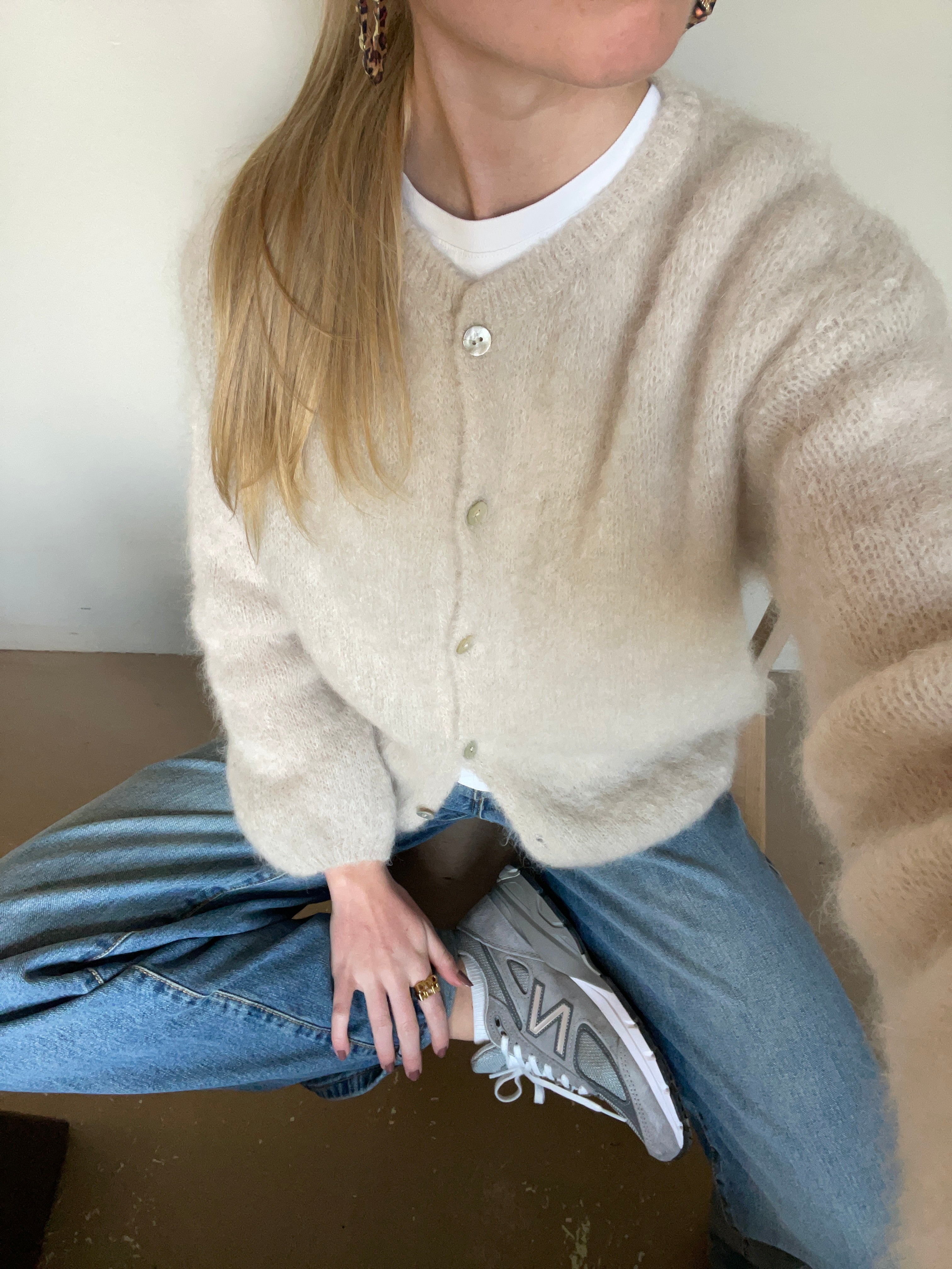 Eryndra | Elegante, weiche Mohair-Strickjacke für Damen – Leichtes, stylisches Strickoberteil im Lagenlook