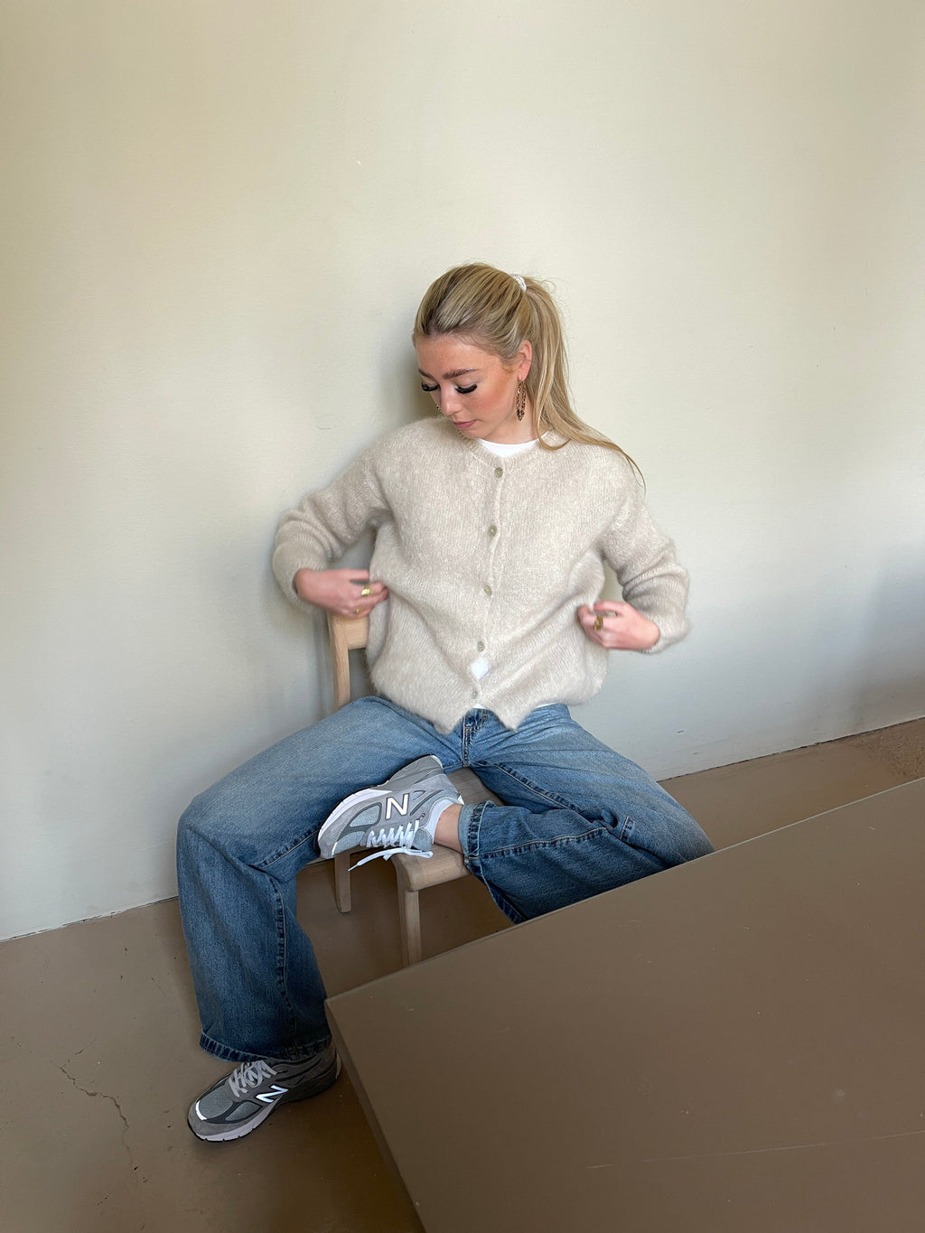 Eryndra | Elegante, weiche Mohair-Strickjacke für Damen – Leichtes, stylisches Strickoberteil im Lagenlook