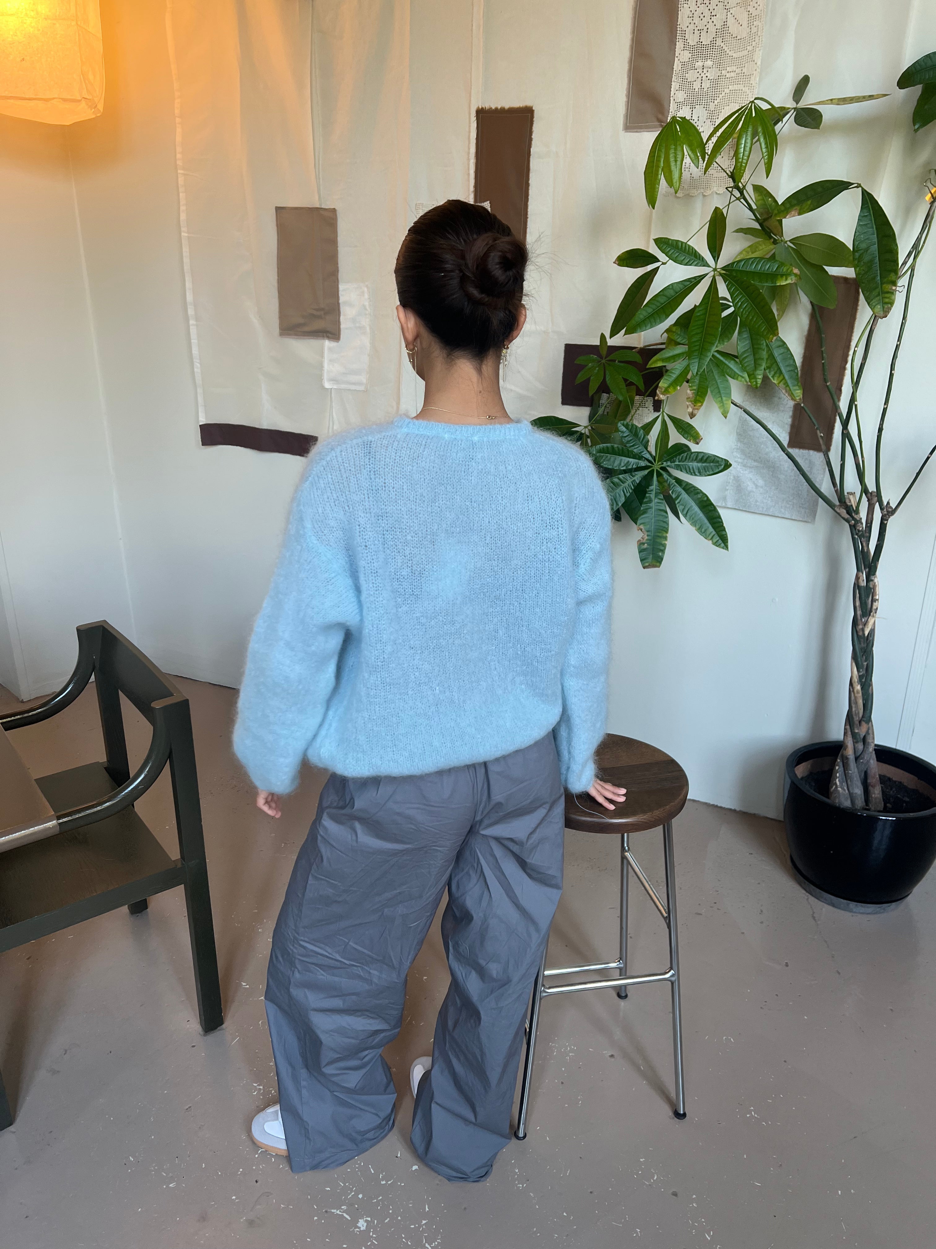 Eryndra | Elegante, weiche Mohair-Strickjacke für Damen – Leichtes, stylisches Strickoberteil im Lagenlook