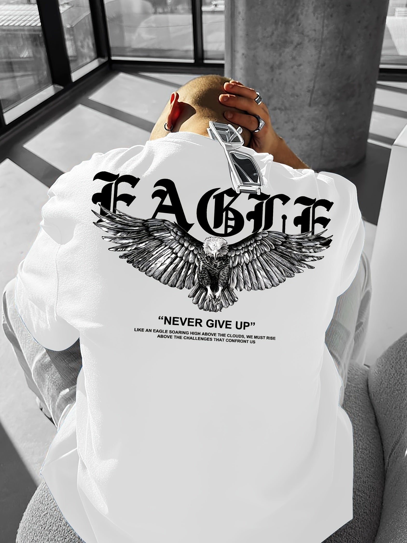 Lorant | Oversized Herren-T-Shirt – Lässiges Baumwoll-T-Shirt, bequeme Passform, Grafikprint