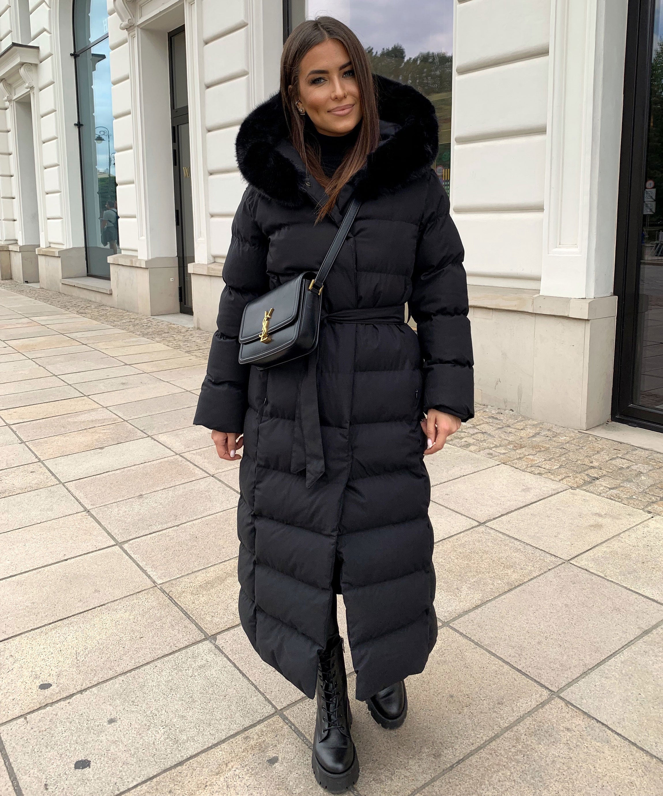 Gitte | Parka à capuche noire pour femme – Veste d'hiver imperméable idéale pour les activités de plein air et les tenues décontractées