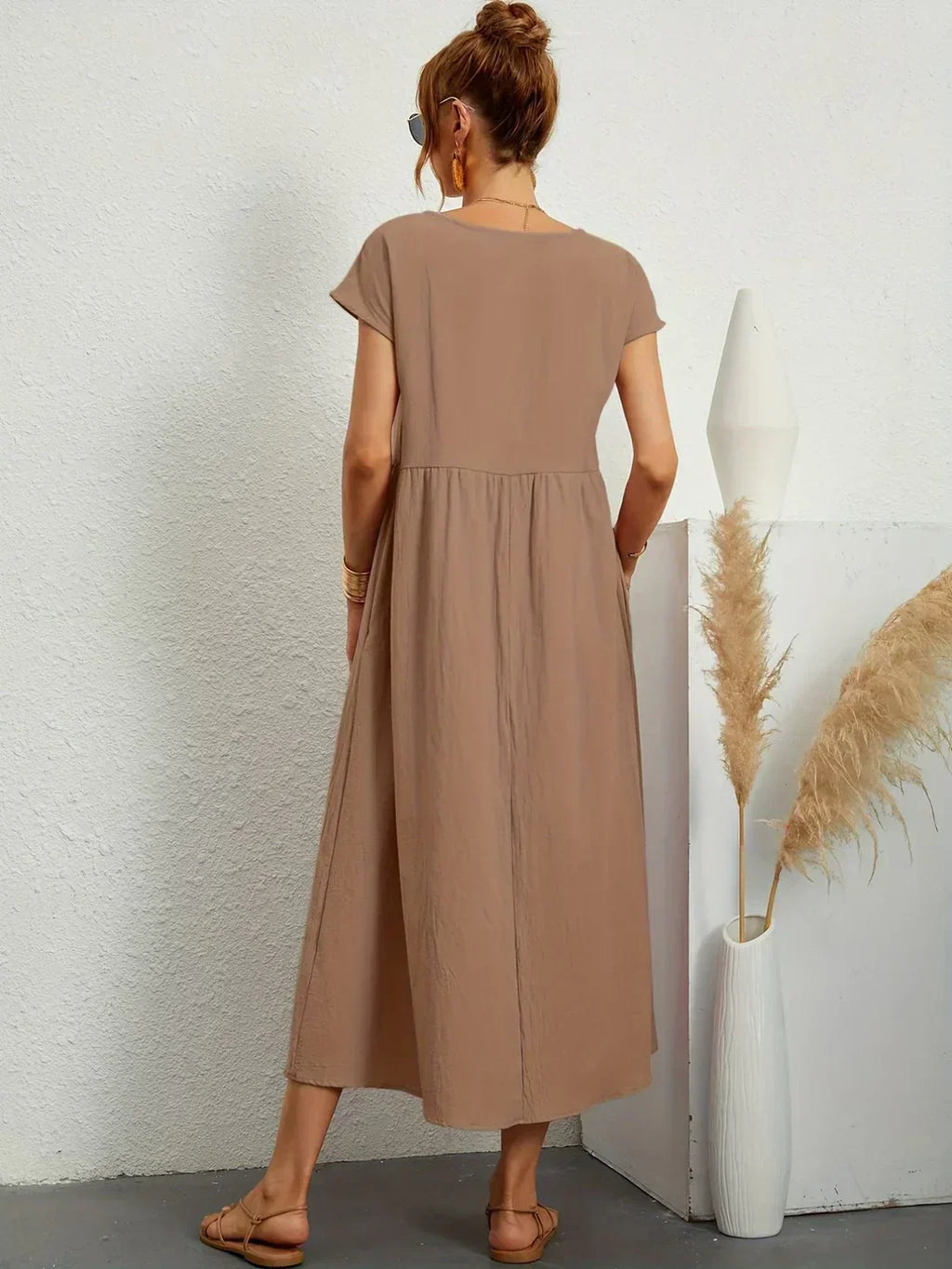Quorina | Dames Zomer Midi Jurk – Losvallend, Comfortabel en Chic Casual Kledingstuk