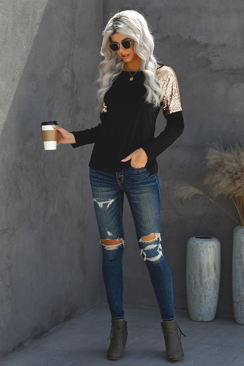 Quendria | Dames Zwarte Trui met Lange Mouwen – Elegante Look met Pailletten op de Schouders
