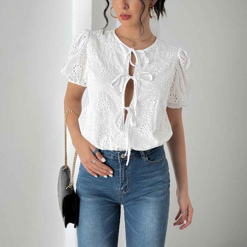 Arlira | Damesblouse met linnenlook – pofmouwen met kanten details