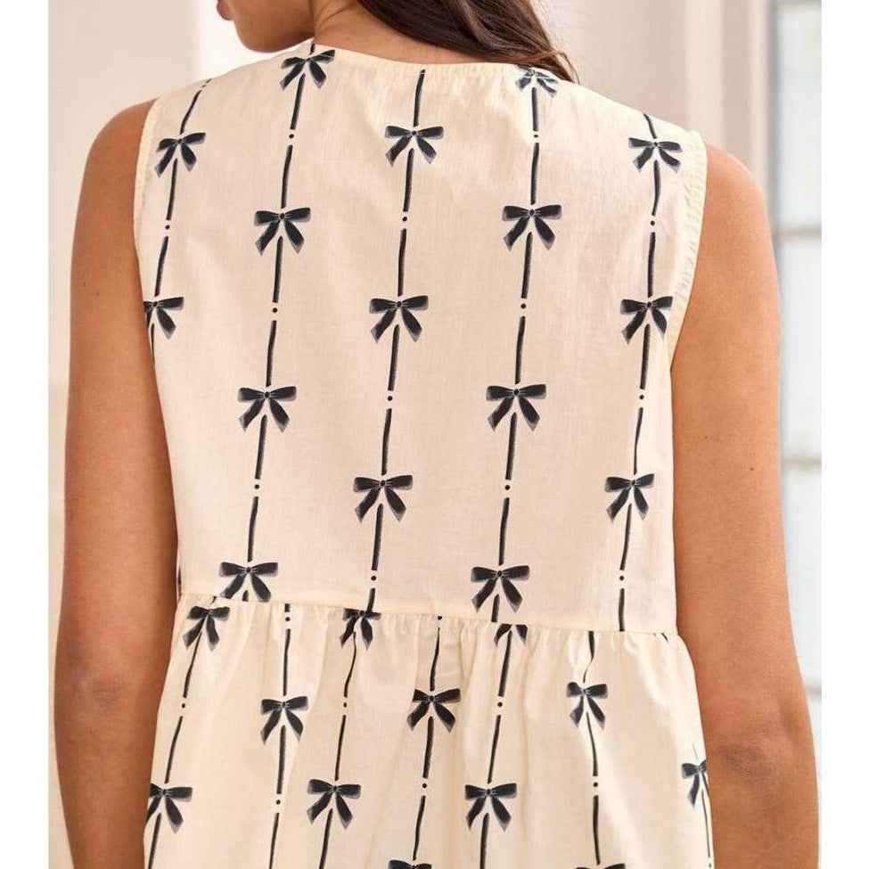 Zyara | Mouwloze blouse met relaxte pasvorm voor dames – Lichtgewicht top met V-hals