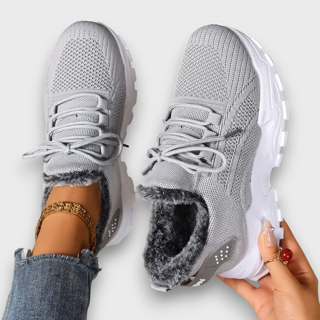 Cozette | Dames winter sneakers met pluche voering en vetersluiting – Warme casual outdoorschoenen