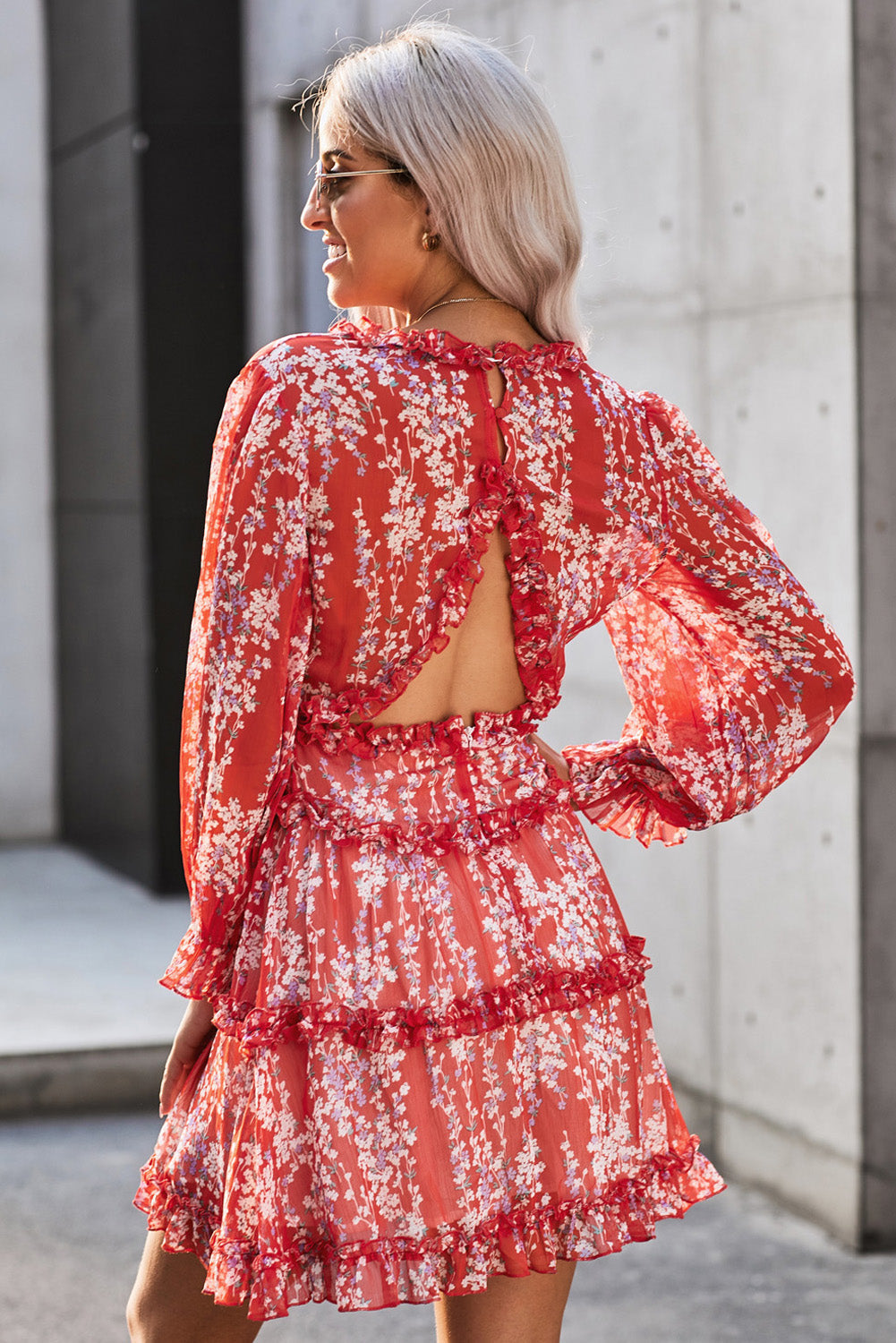 Paelina | Dames Jurk met Bloemenprint – Jurk met V-hals, Open Rug en Ruches voor Feestelijke Gelegenheden