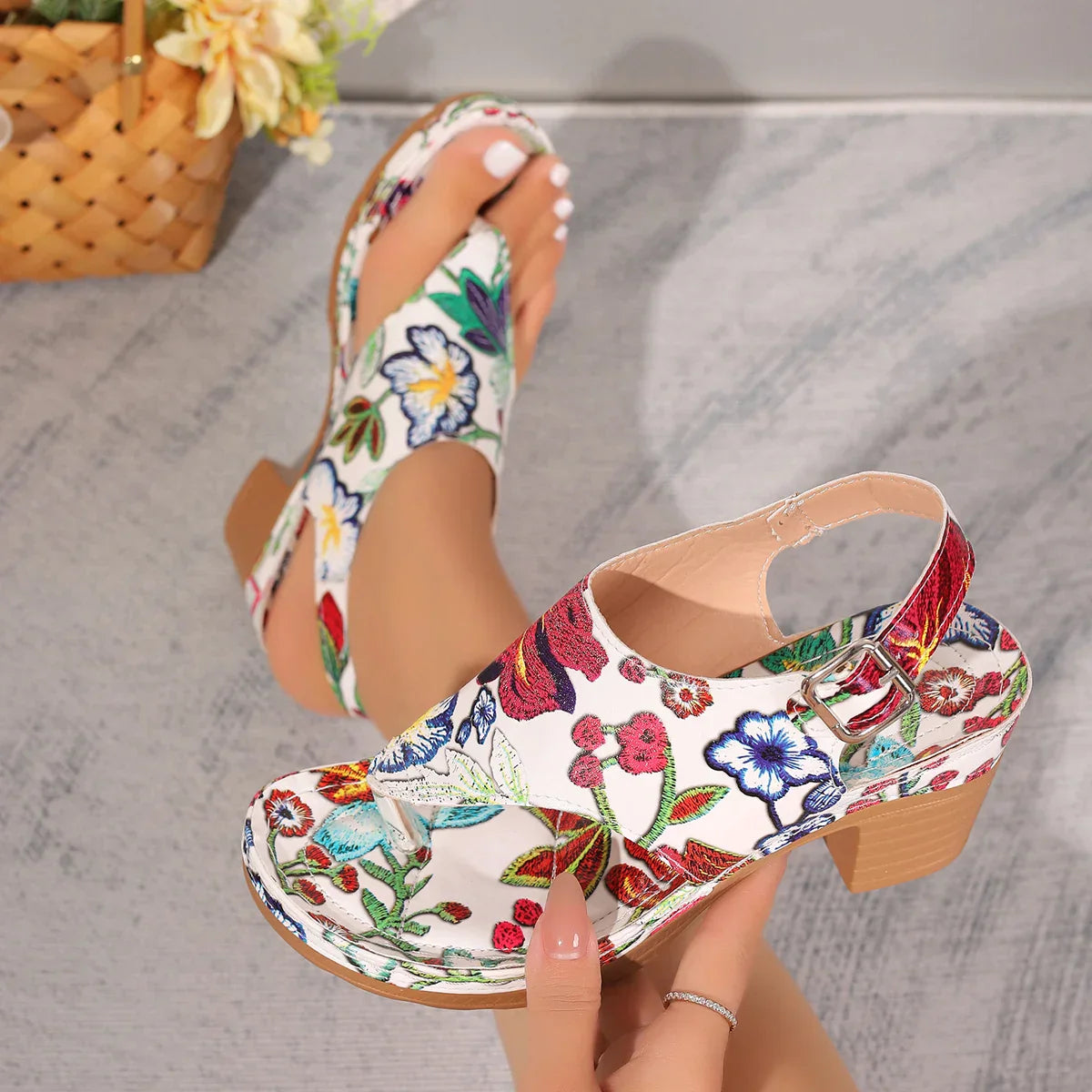 Kalithra | Florale High-Heel-Sandalen für Damen – Stilvolles Schuhwerk