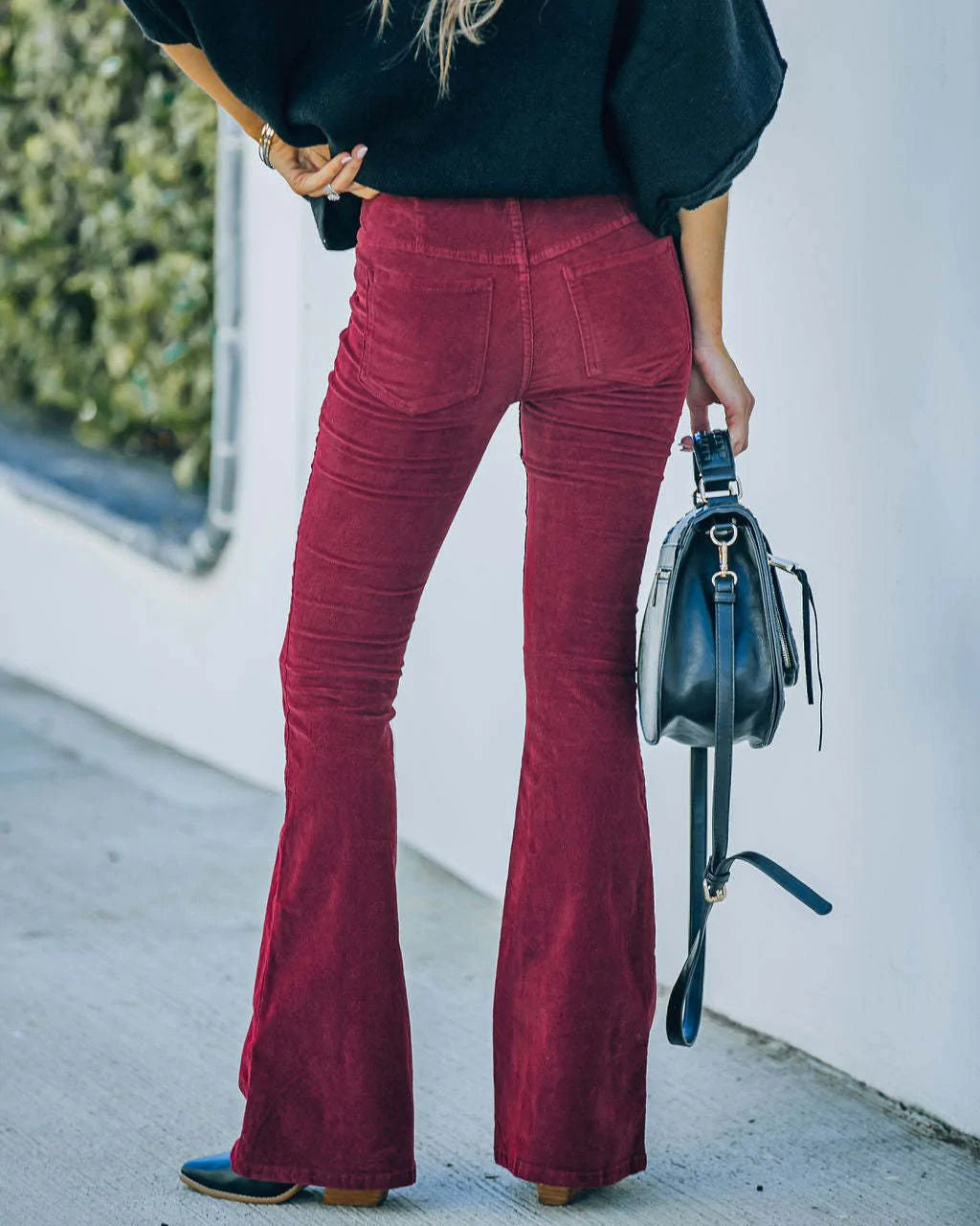 Fenora | Hochtaillierte, ausgestellte Samthose für Damen – Elegante Hose mit weitem Bein für Freizeit und Abendgarderobe