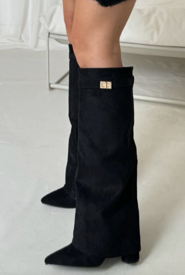 Tallure | Kniehohe Wildlederstiefel für Damen – weite Passform, bequemer Reißverschluss
