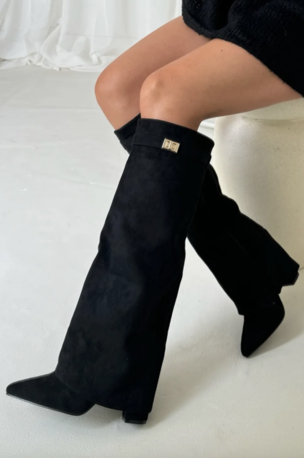 Tallure | Kniehohe Wildlederstiefel für Damen – weite Passform, bequemer Reißverschluss