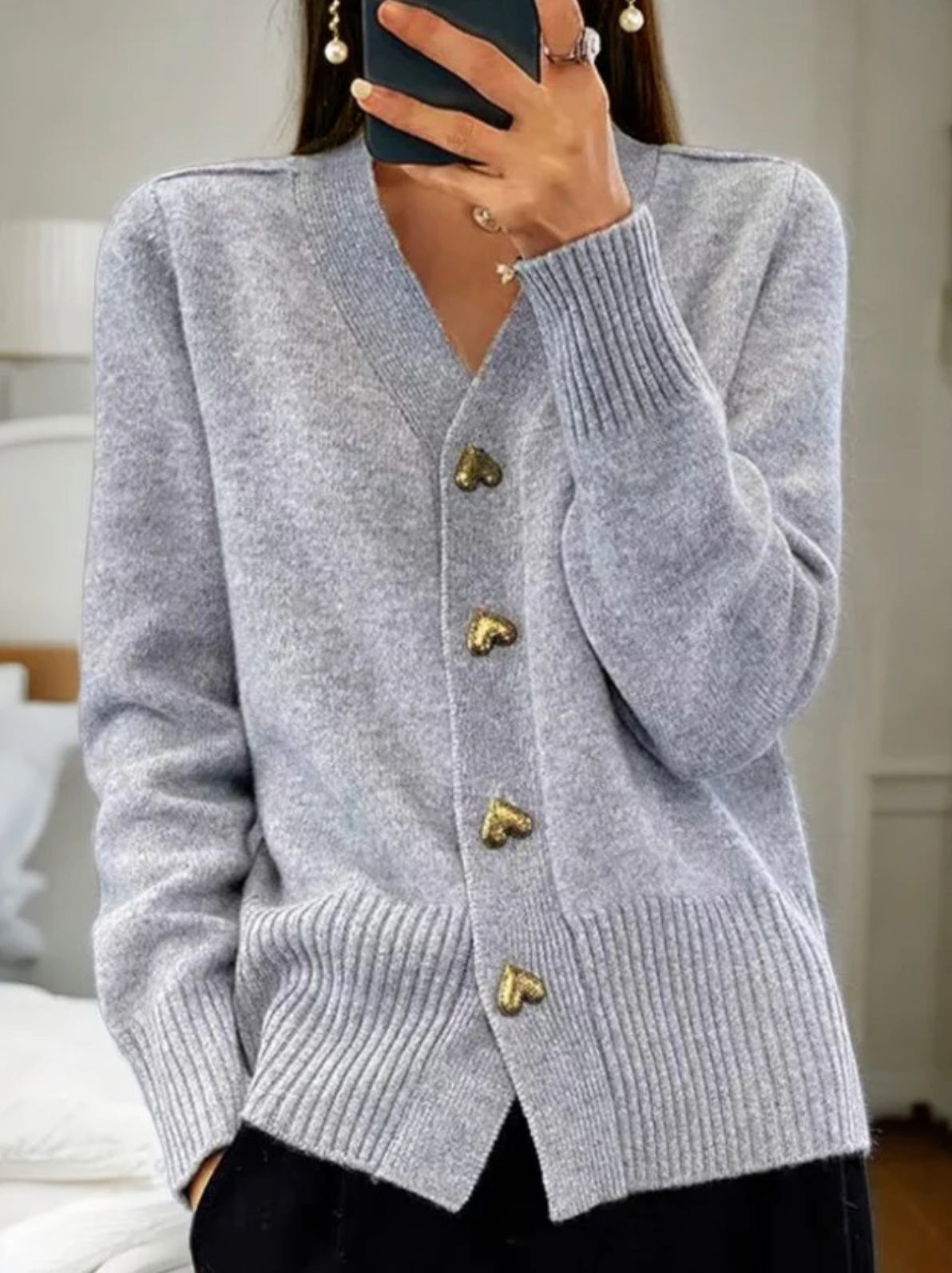 Elvethra | Gilet élégant pour femme avec boutons en forme de cœur – pull en maille douce, joli haut de style vintage