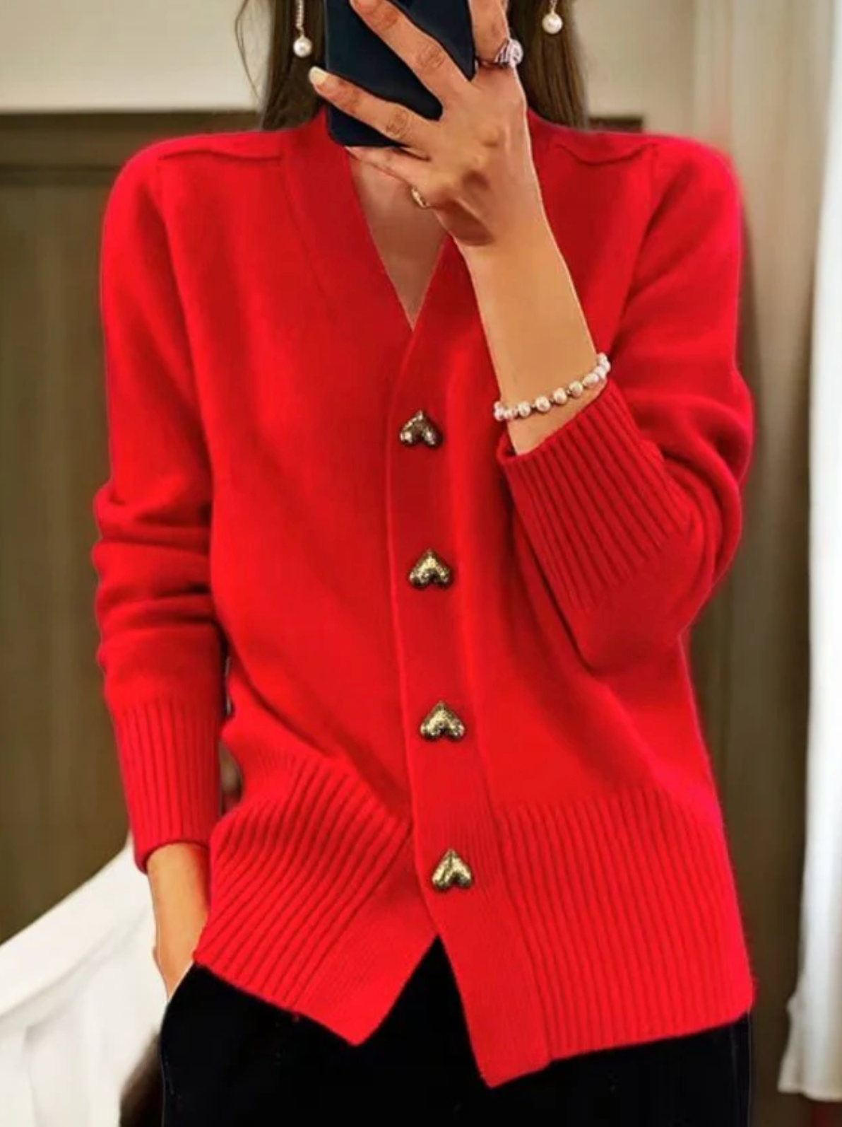 Elvethra | Gilet élégant pour femme avec boutons en forme de cœur – pull en maille douce, joli haut de style vintage