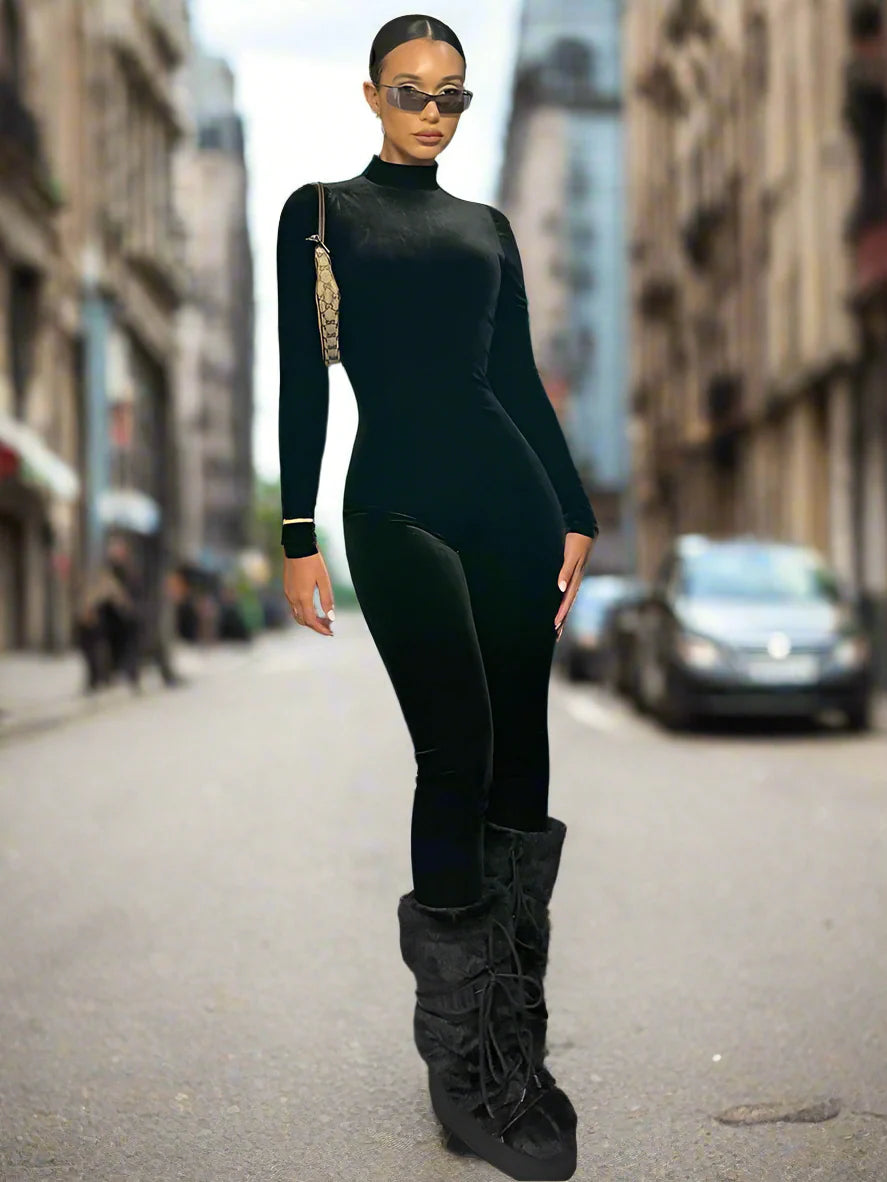 Combinaison Kareena en velours pour femme - Ajustée, élégante et confortable, parfaite pour une soirée