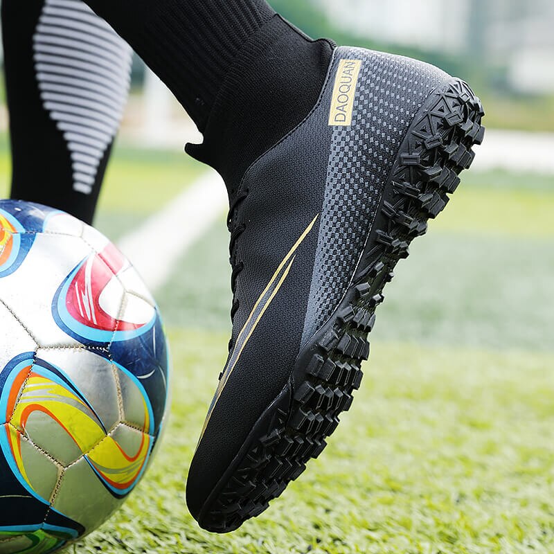 GripStrike | Herren-Fußballschuhe mit hohem Schaft – Atmungsaktive Outdoor-Fußballschuhe, rutschfeste Kunstrasenschuhe