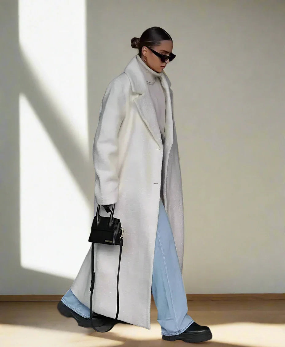 Averin | Manteau long d'hiver pour femme – Manteau chaud et élégant avec poches, idéal pour les occasions décontractées et habillées.