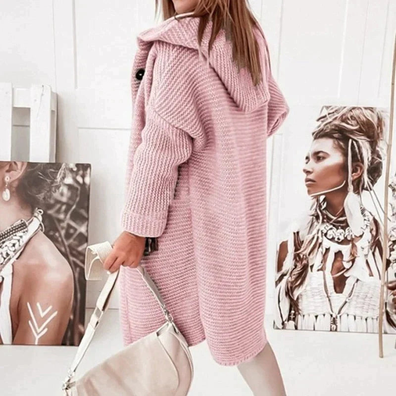 Chrysanthe | Gilet long en maille à capuche – pull doux en laine mélangée, idéal pour un look décontracté et chaud.