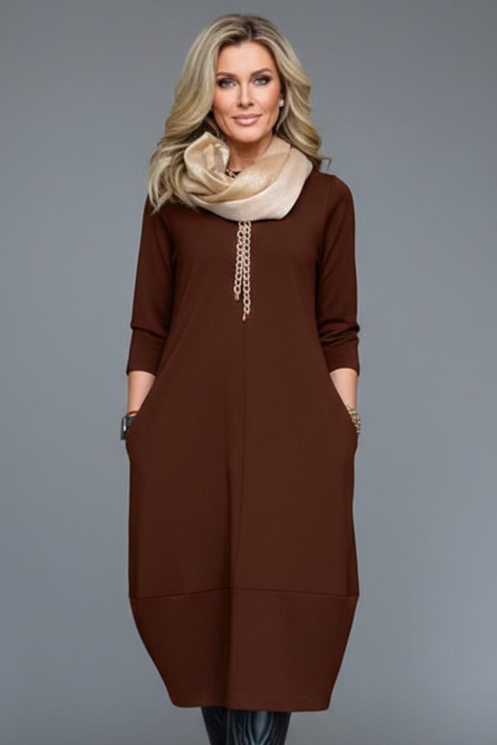 Dira | Midi-jurk voor dames – Casual jurk met ronde hals en losse pasvorm, voorzien van zakken