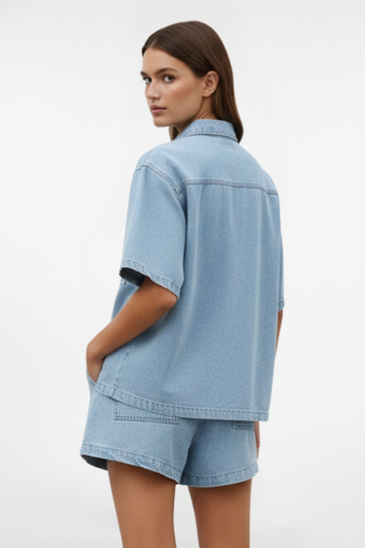 Sorelia | Tweedelige denimset voor dames – shirtjasje met korte mouwen en short met hoge taille