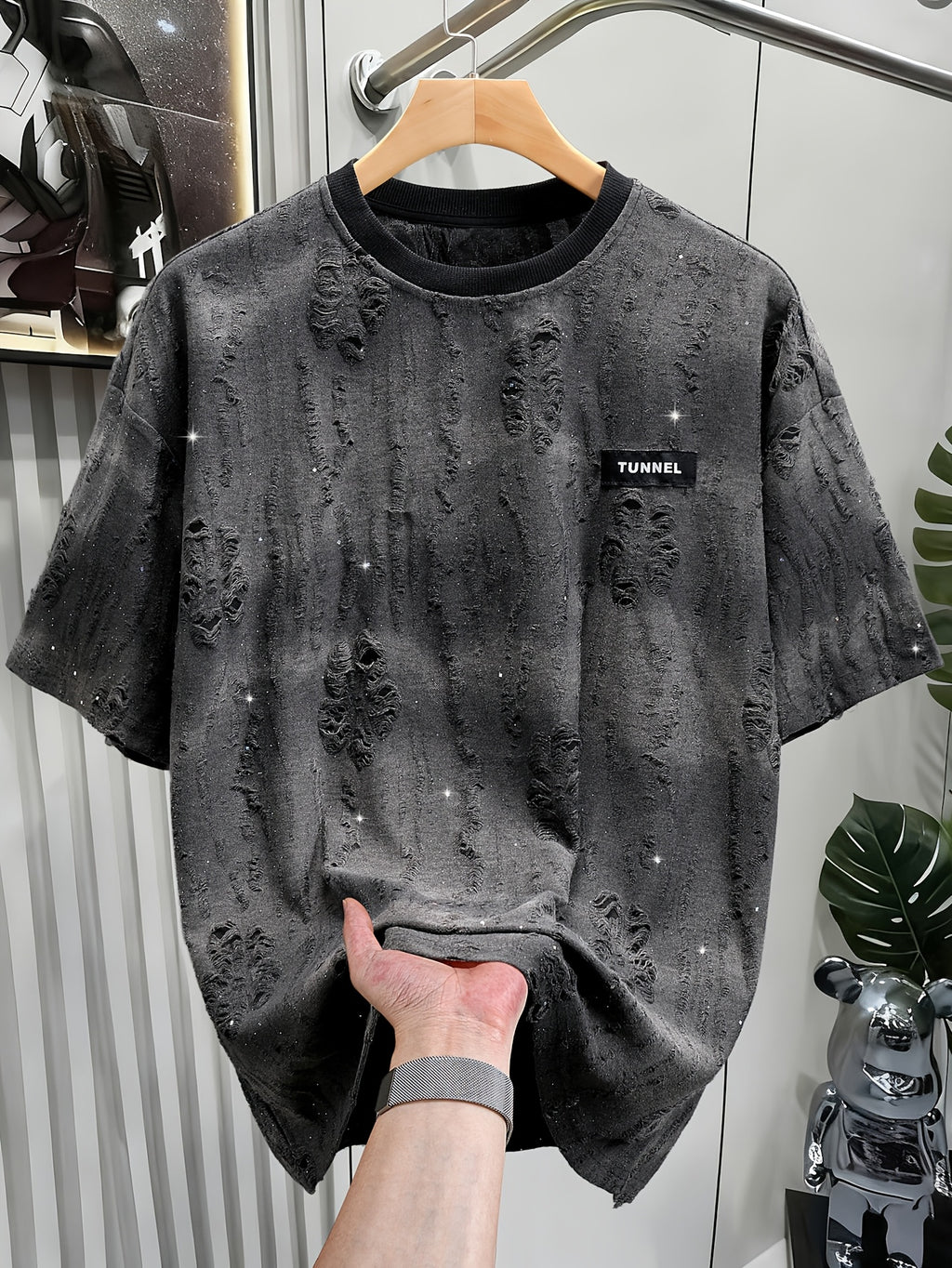 Kyric | Zwart T-shirt met structuur voor heren – korte mouwen, tunnelletterprint