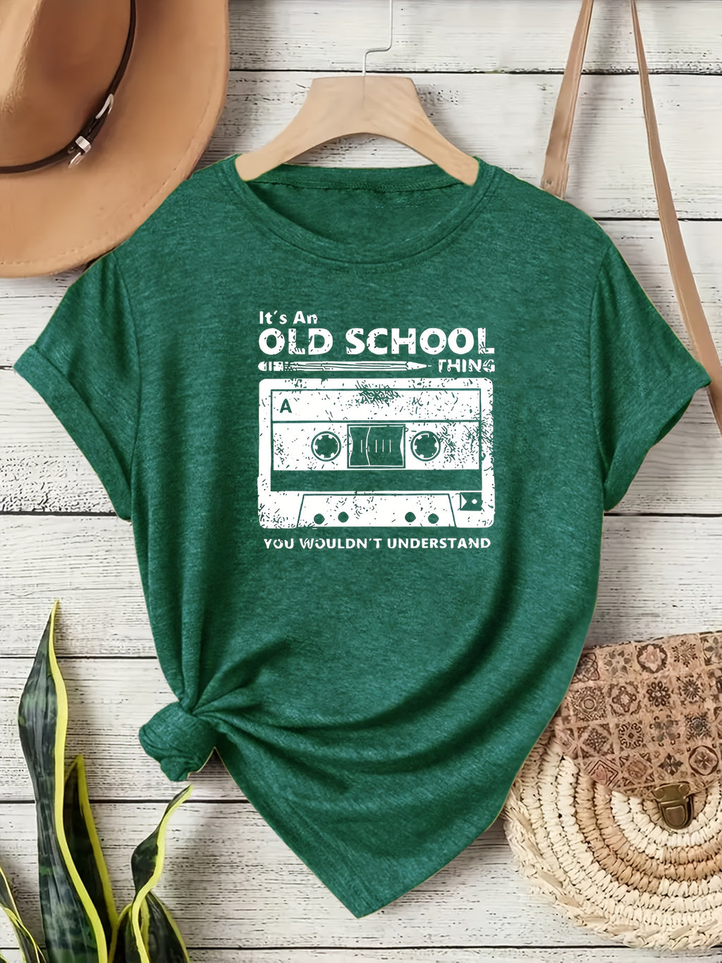 Syralia | Retro muziek T-shirt met cassetteprint, losse pasvorm, korte mouwen
