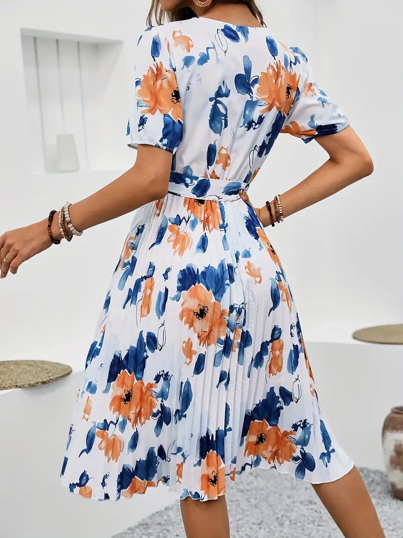 Jurk met ceintuur en geplooide zoom met bloemenprint