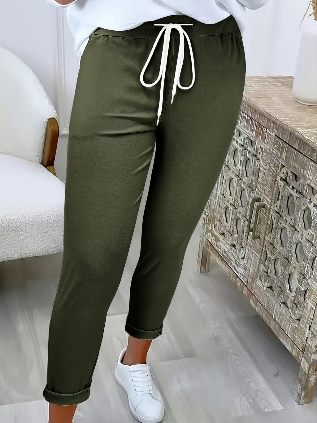 Avelith | Lässige Damenhose mit Kordelzug – Schmale Passform, elastischer Bund, atmungsaktiv