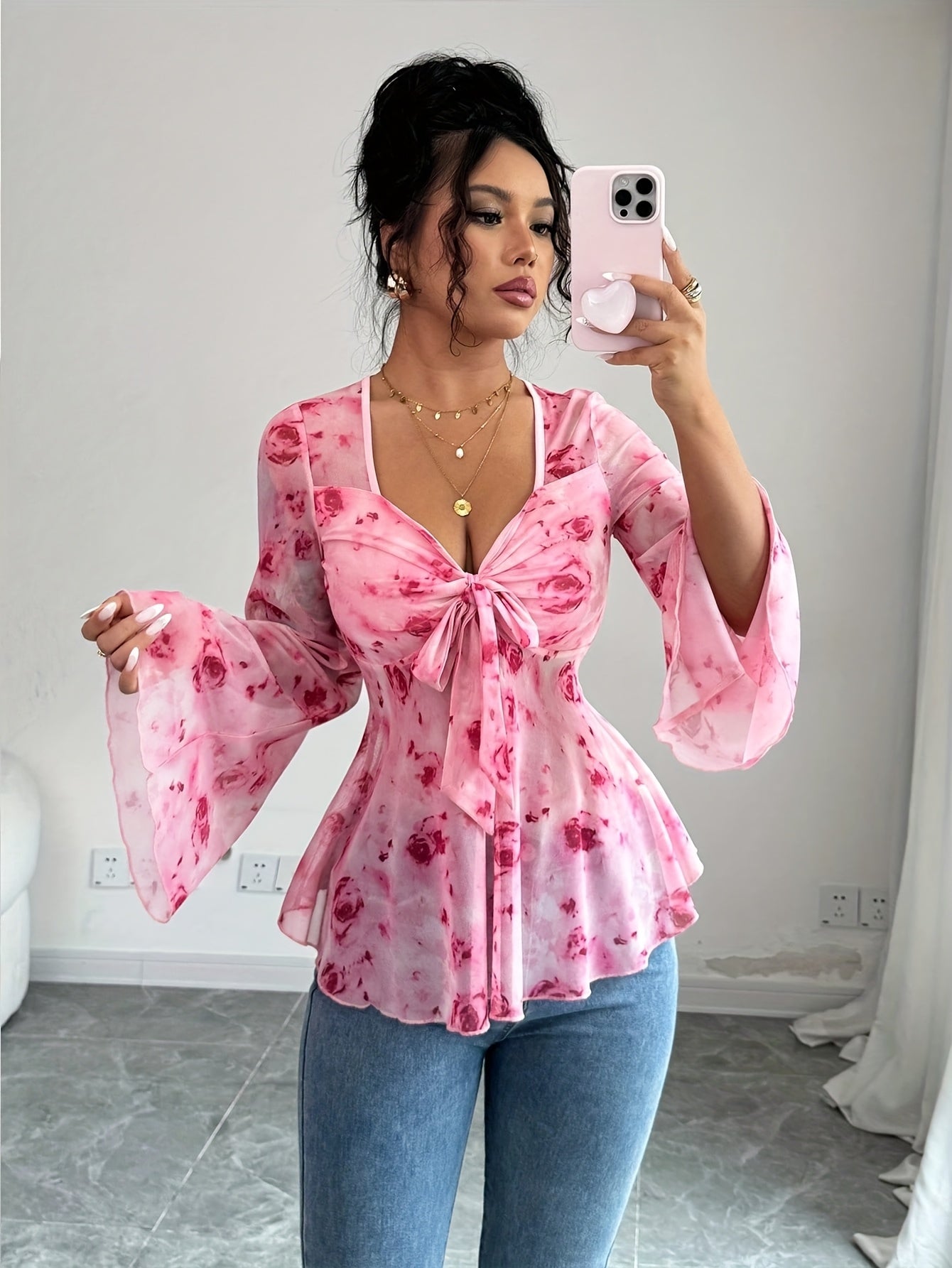 Elvarisen | Dames-top van doorschijnend mesh met bloemenprint – Elegant casual T-shirt