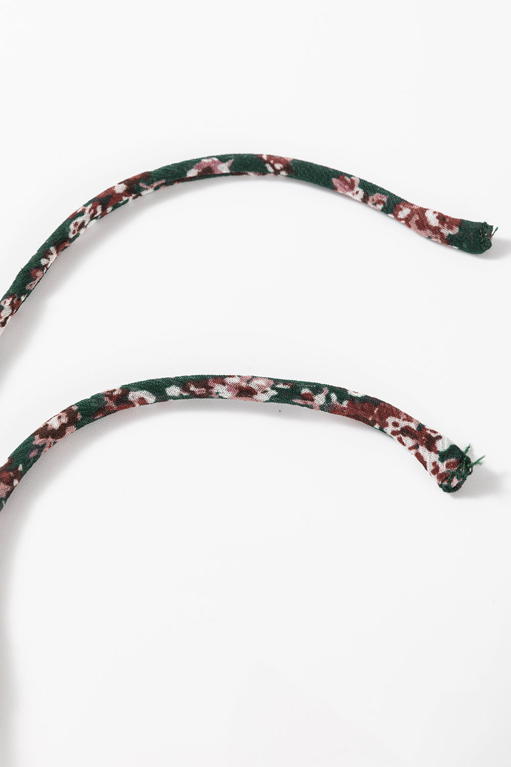 Isabella | Groene mini-jurk met bloemenprint – Sweetheart halslijn, gerimpelde rug, A-lijn pasvorm