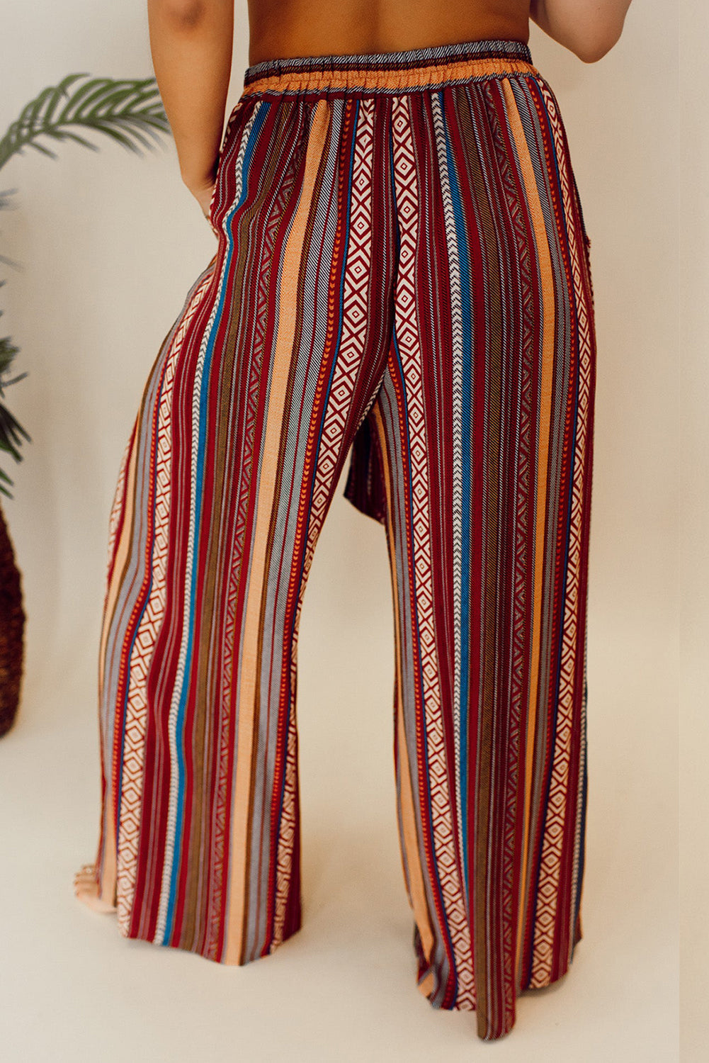 Solvaya | Rode Boho etnische gestreepte wijde broek met strikceintuur – Casual, zomer- en festivalbroek
