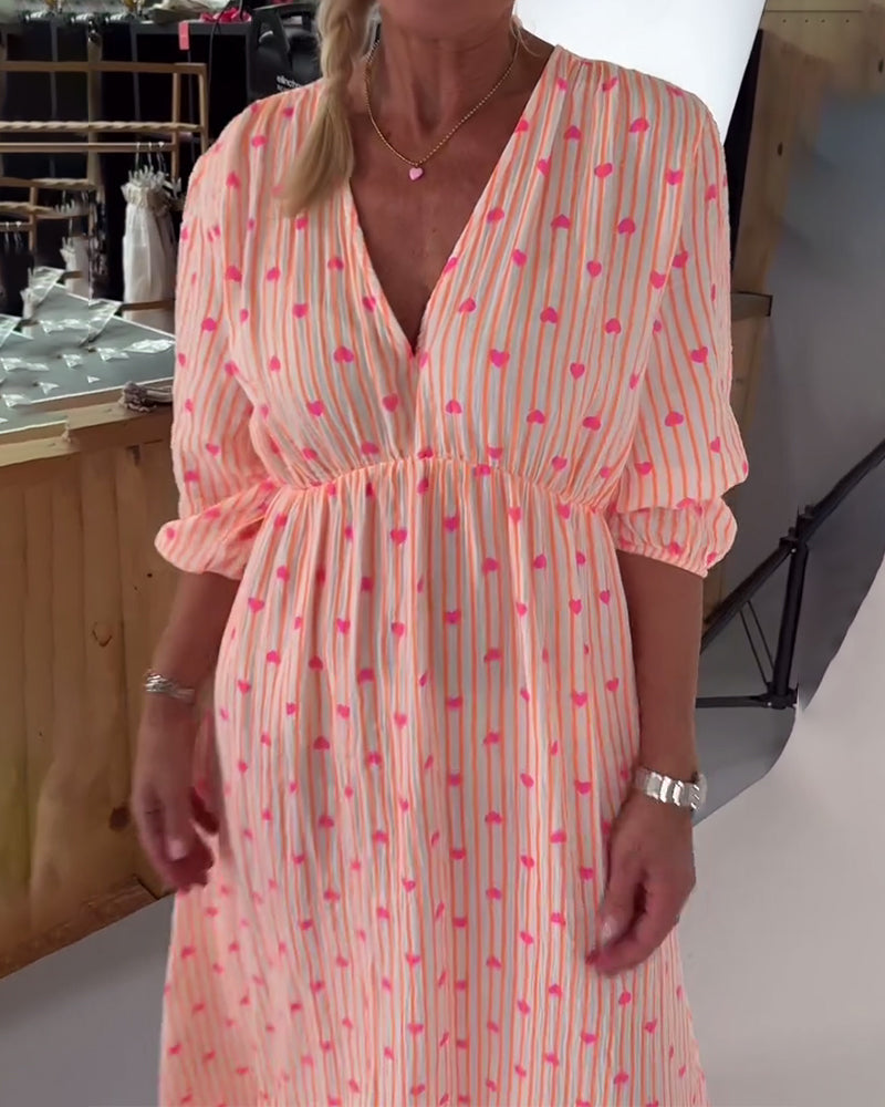 Fexina | Maxi-jurk met hartjesprint voor dames – V-hals, zwierige casual zomeroutfit