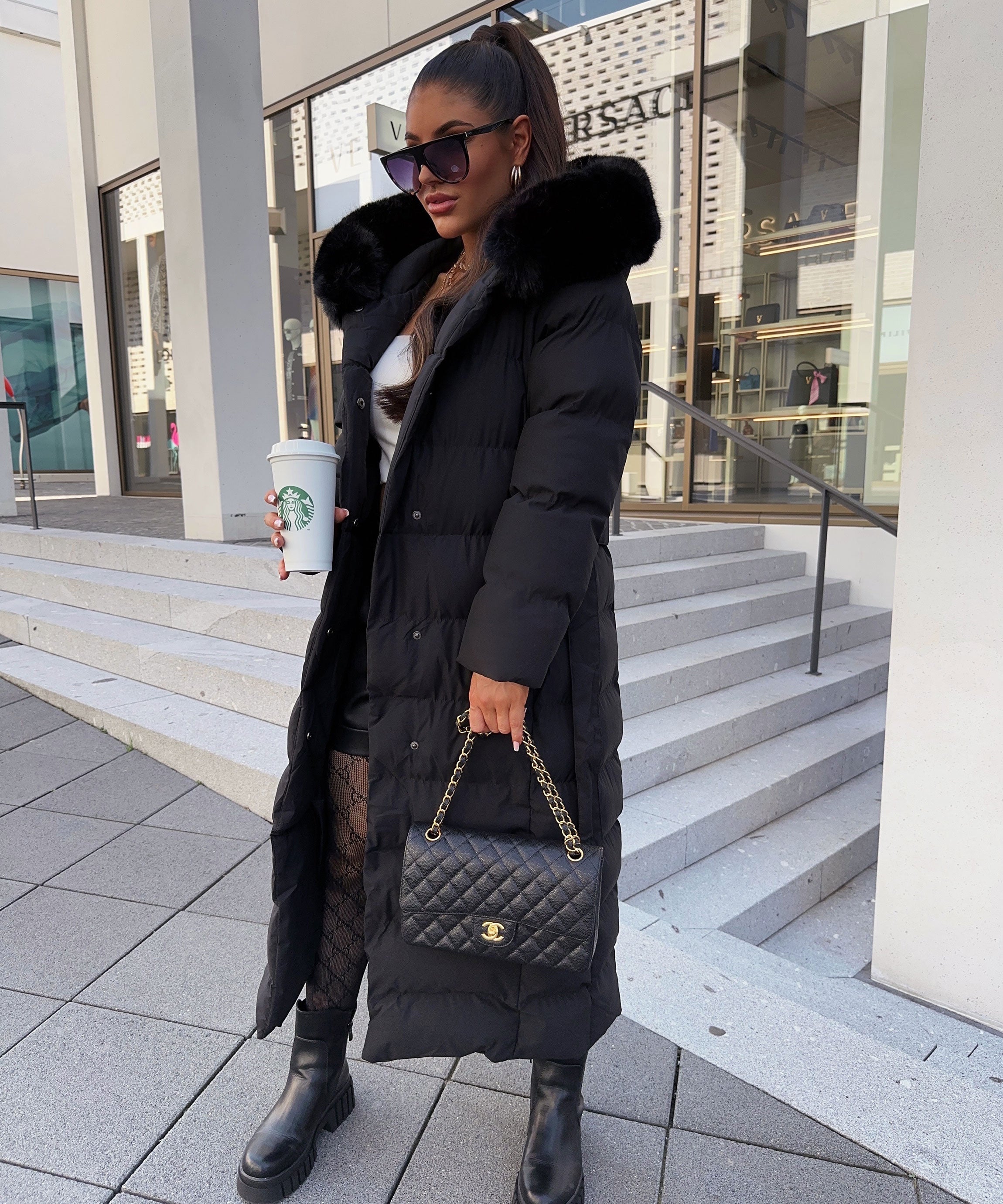 Gitte | Parka à capuche noire pour femme – Veste d'hiver imperméable idéale pour les activités de plein air et les tenues décontractées