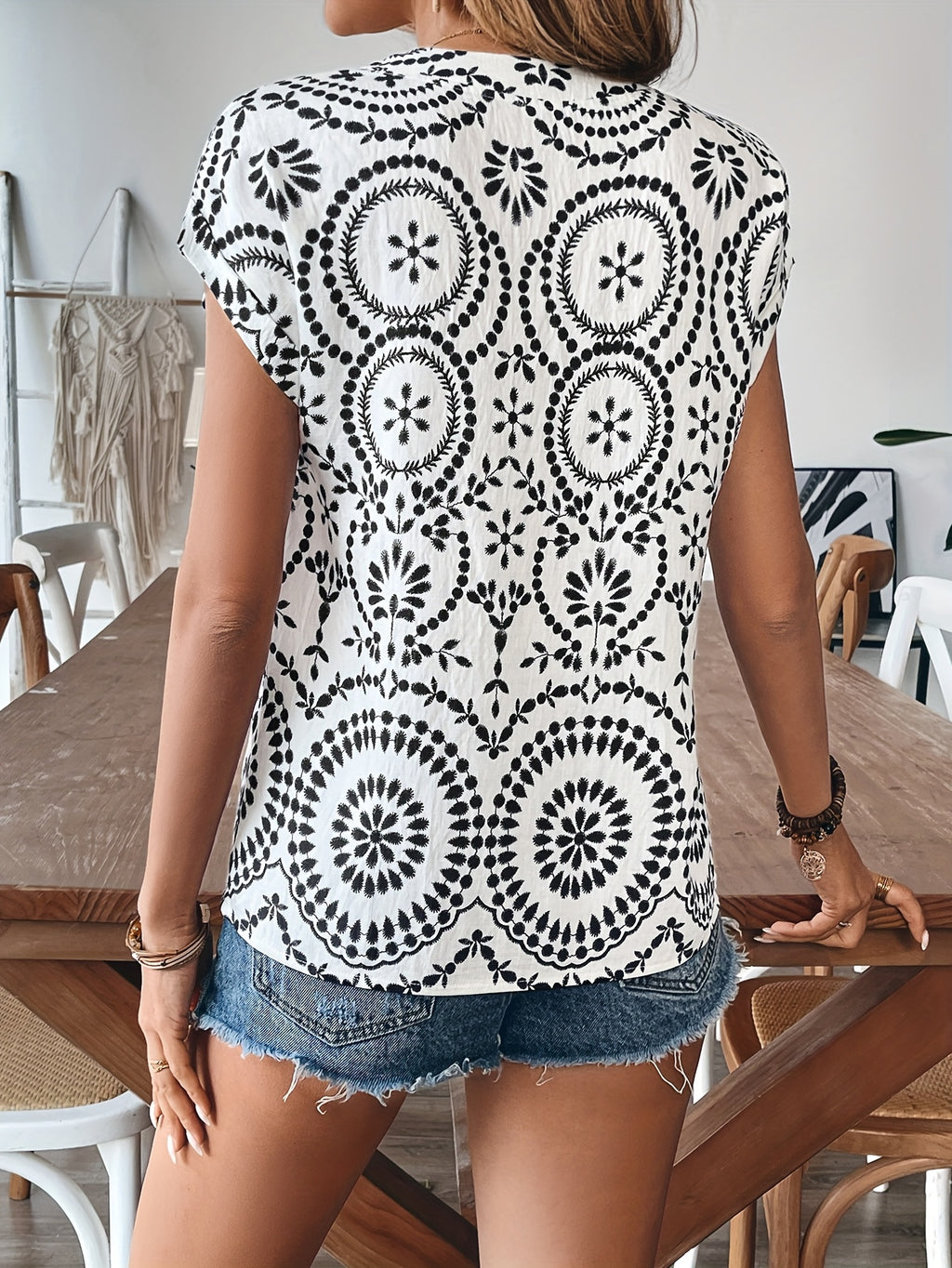 Solira | Damesblouse met V-hals en print – Casual-elegante vakantietop