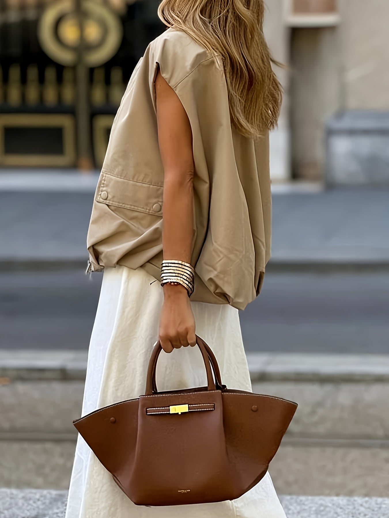 Faiga | Gilet sans manches beige chic pour femme avec poches