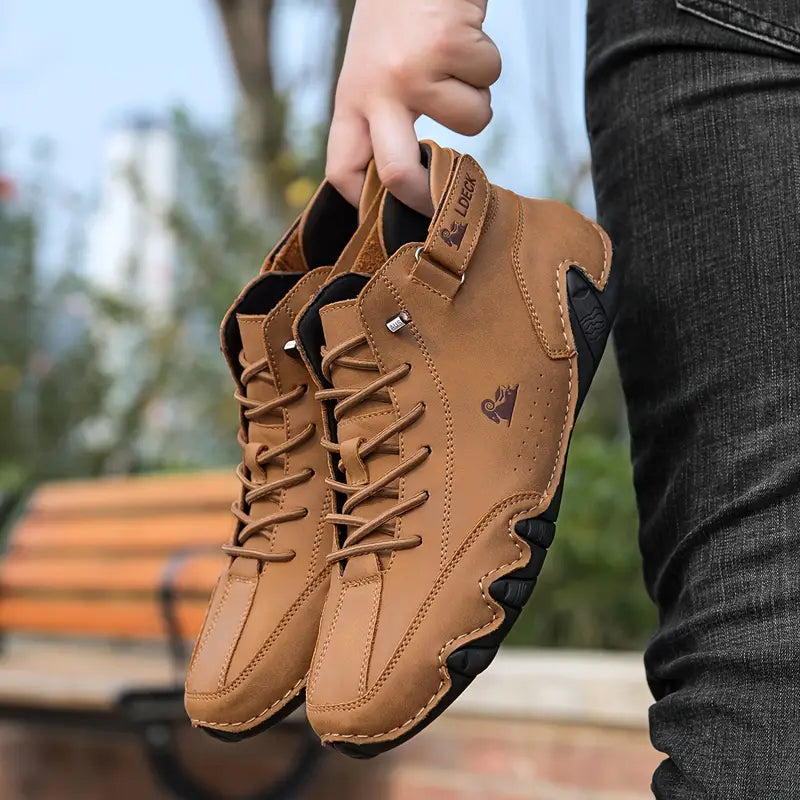 Bootrek | Bottines en daim pour homme – Bottines décontractées et élégantes avec une semelle résistante et antidérapante