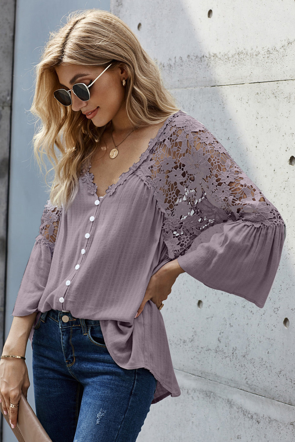 Quenlira | Paars Gehaakte Blouse met Kant – Button-Up, Chic Zomertop