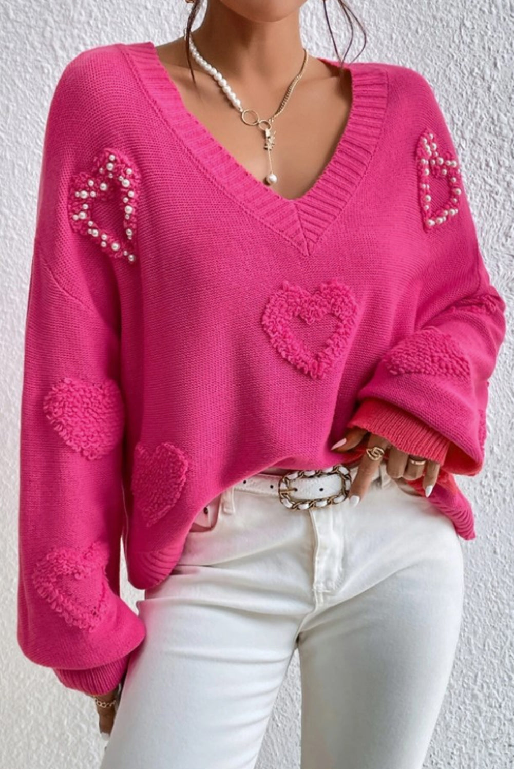 Avarine | Pull femme à cœurs - Col V, perles de nacre et texture douce