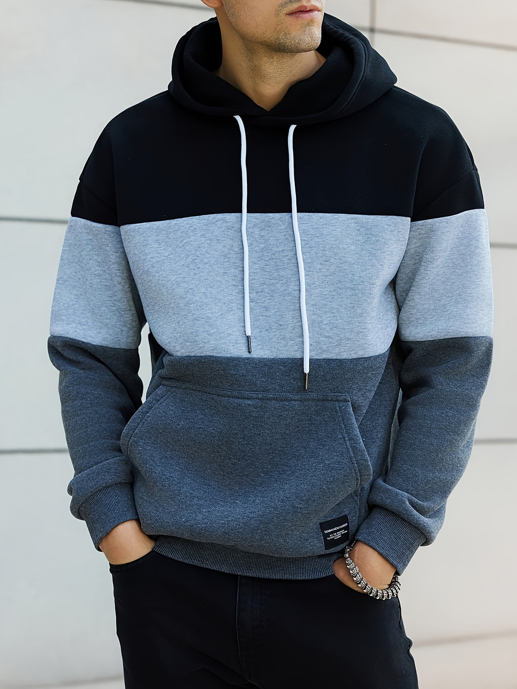 Eitan | Oversized Herren-Hoodie mit Farbblock-Design – Zweifarbiger Pullover mit Tasche
