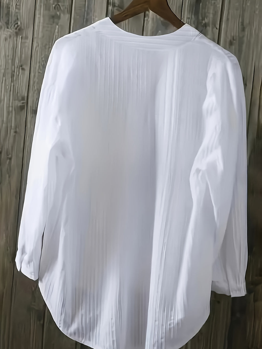 Elziraelen | Damesblouse met geborduurde kat op de zak – puur witte casual blouse met opstaande kraag