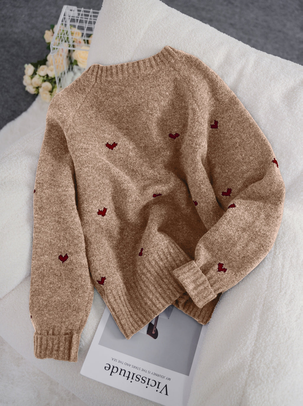 Solenne | Dames trui met hartjespatroon – Minimalistische gebreide pullover, ronde hals, losse pasvorm