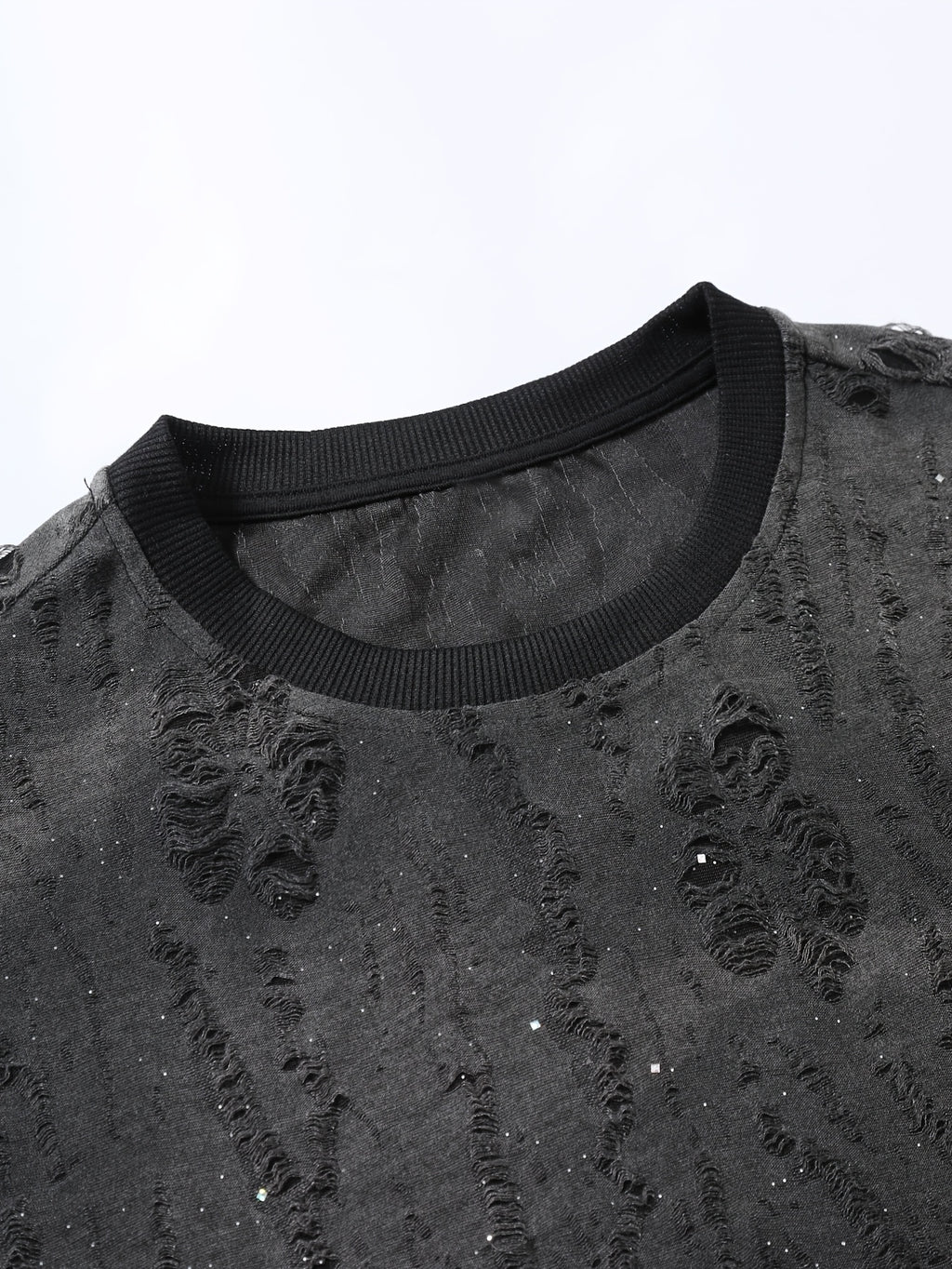 Kyric | Zwart T-shirt met structuur voor heren – korte mouwen, tunnelletterprint