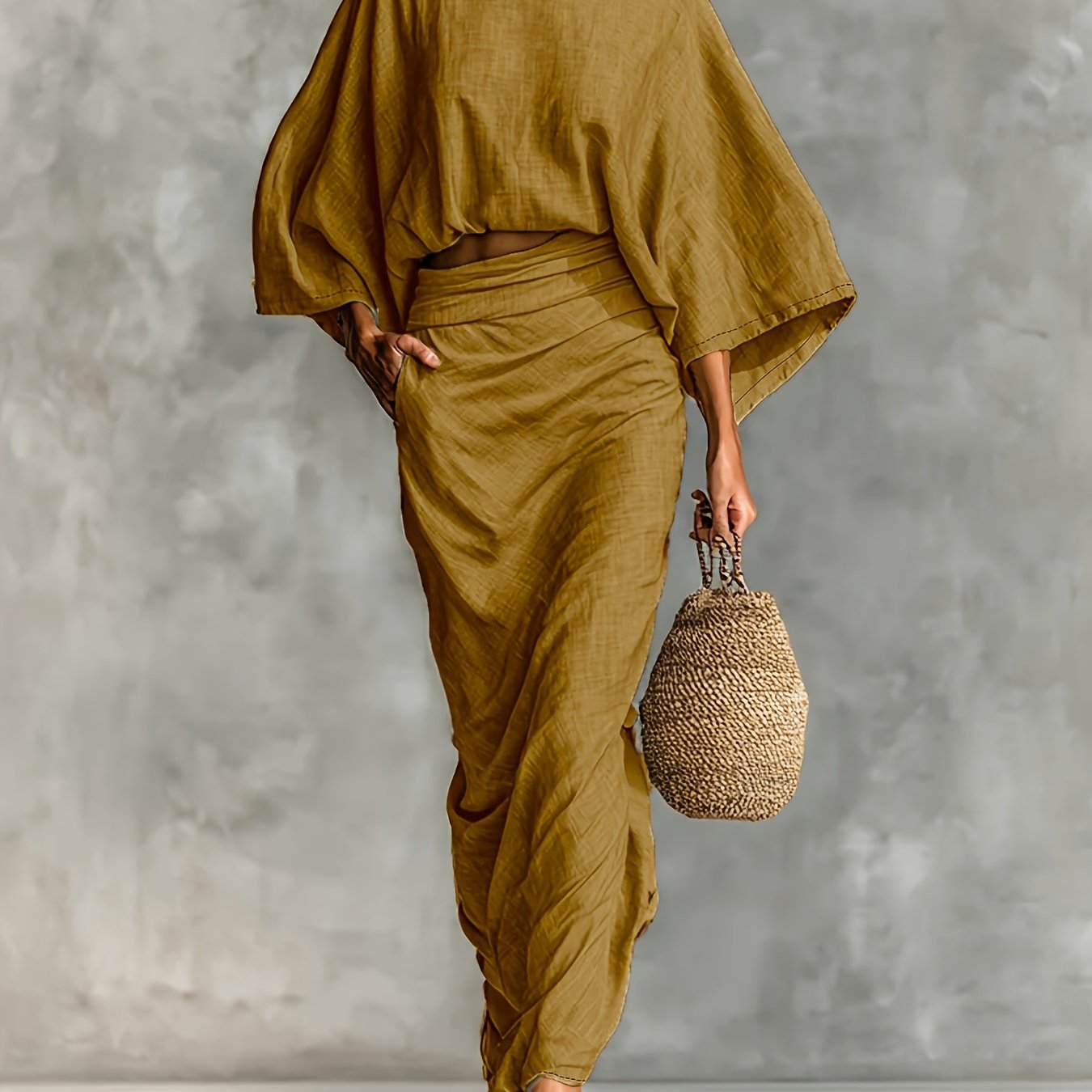Rhylia | Dames 2-delige set – Crop top met vleermuismouwen en rok, elegante outfit