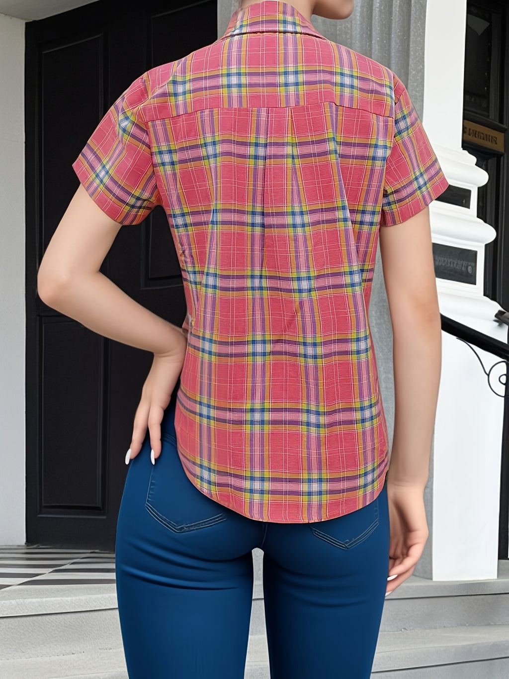 Juniper | Damesoverhemd met korte mouwen en ruitjespatroon – Casual blouse met knopen en twee zakken